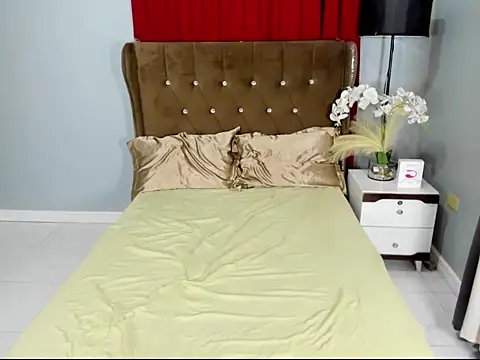 1HotAsianTS online show from 02.22.26