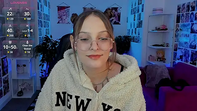 JenniferKiim online show from 09.15.25