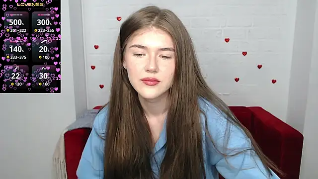 Snapshot of VictiriaDax chatting on 10.17.25 VictiriaDax online show from 10.17.25