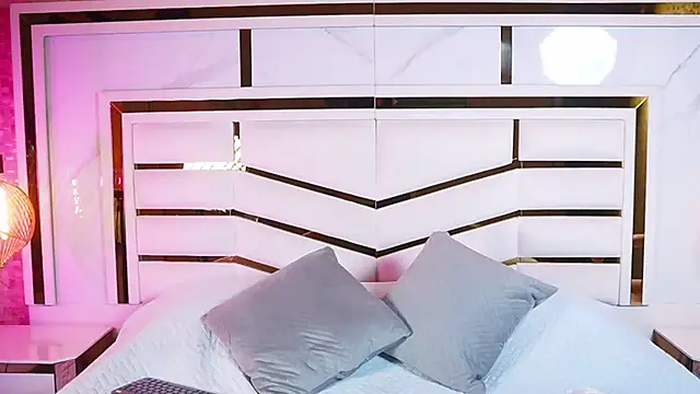 Snapshot of amy_greene chatting on 02.19.26 amy greene online show from 02.19.26