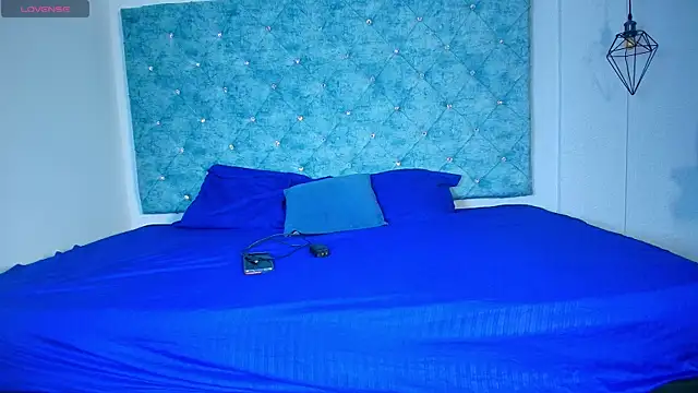 novaa snow online show from 09.13.25