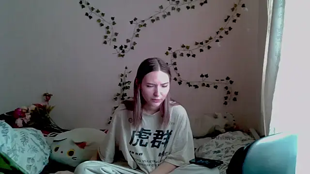 Snapshot of _kikiclark__ chatting on 11.15.25 kikiclark online show from 11.15.25