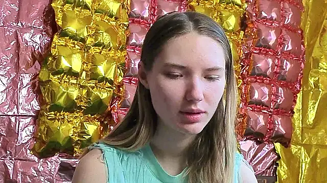  kikiclark   online show from 03.21.26