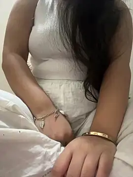 Riyakhanna1 online show from 10.08.25