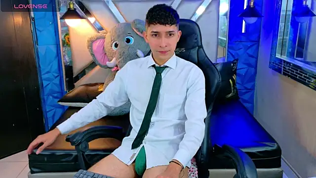 Snapshot of Kygo_Williams chatting on 10.15.25 Kygo Williams online show from 10.15.25