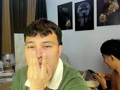 xxxhugecocktwinkxxx online show from 11.12.25