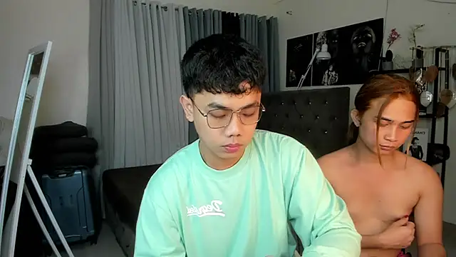 mightyhotcock online show from 10.05.25