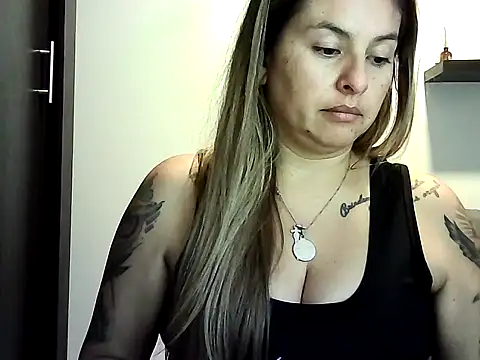 Valery  Rouse  online show from 06.04.26