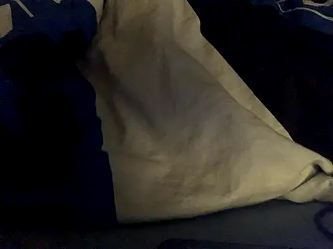 Snapshot of GeilerHSVFAN1989 chatting on 10.22.25 GeilerHSVFAN1989 online show from 10.22.25