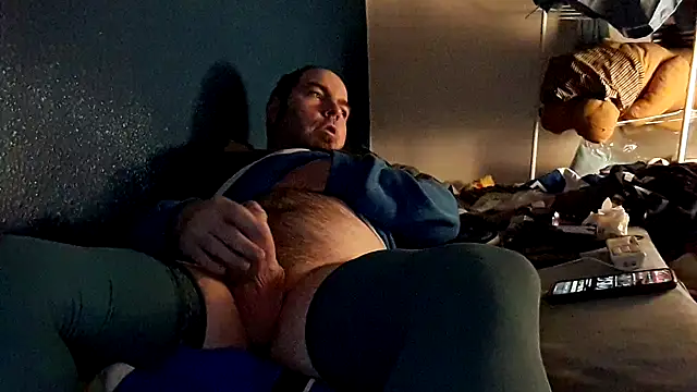 Snapshot of GeilerHSVFAN1989 chatting on 11.29.25 GeilerHSVFAN1989 online show from 11.29.25