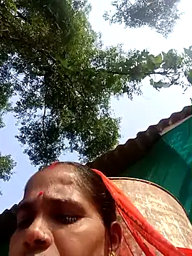 Snapshot of Hot-honi chatting on 11.06.25 Hot-honi online show from 11.06.25