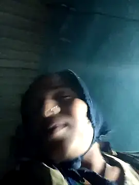 Snapshot of Hot-honi chatting on 11.14.25 Hot-honi online show from 11.14.25