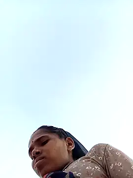 Snapshot of Hot-honi chatting on 11.16.25 Hot-honi online show from 11.16.25