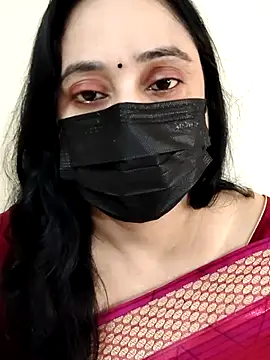 Monica cams online show from 11.18.25