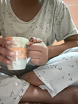 Snapshot of Hott_Archana chatting on 10.22.25 Hott Archana online show from 10.22.25