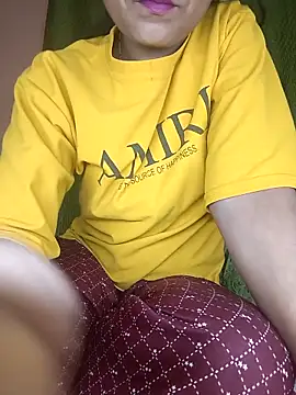 Snapshot of Hott_Archana chatting on 11.16.25 Hott Archana online show from 11.16.25