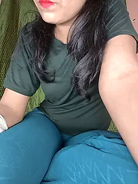 Snapshot of Hott_Archana chatting on 11.21.25 Hott Archana online show from 11.21.25