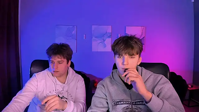 travis wolf  online show from 02.05.26