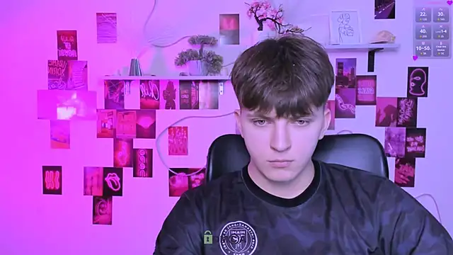 travis wolf  online show from 04.11.26