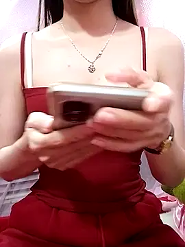 Snapshot of CherryBeii chatting on 02.04.26 CherryBeii online show from 02.04.26