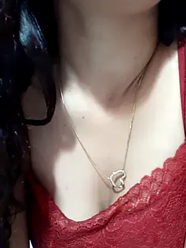 Snapshot of siya_rani67 chatting on 10.29.25 siya rani67 online show from 10.29.25