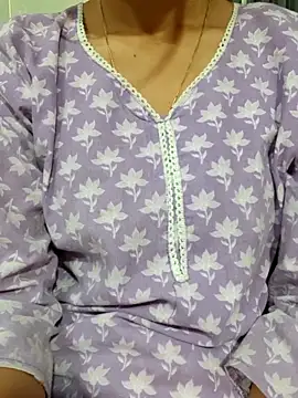 Snapshot of siya_rani67 chatting on 11.02.25 siya rani67 online show from 11.02.25