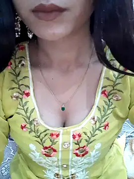 Snapshot of siya_rani67 chatting on 01.05.26 siya rani67 online show from 01.05.26