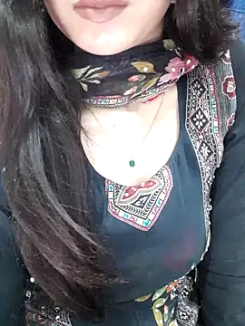 Snapshot of siya_rani67 chatting on 02.25.26 siya rani67 online show from 02.25.26