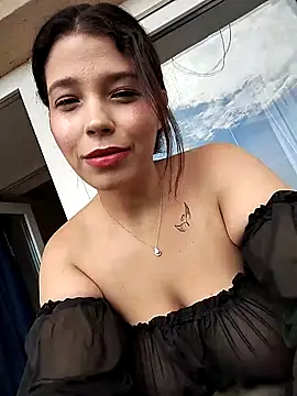 Snapshot of NicoleHayle chatting on 09.25.25 NicoleHayle online show from 09.25.25