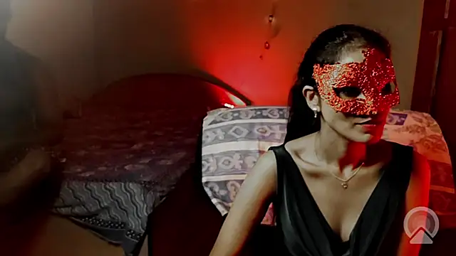 royeoy22 online show from 10.06.25