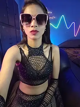 Snapshot of royeoy22 chatting on 03.28.26 royeoy22 online show from 03.28.26