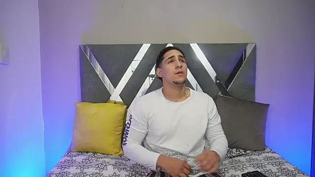 massimo vidal  online show from 10.03.25