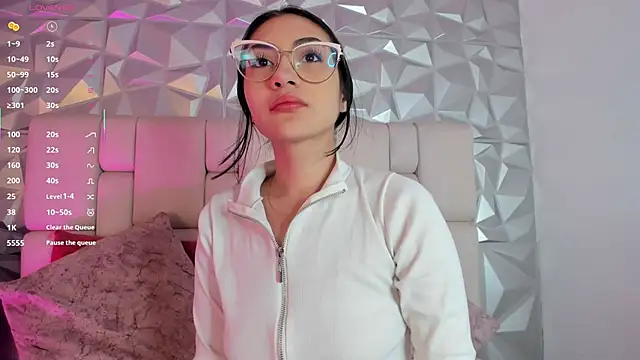 aylin rousse online show from 01.08.26