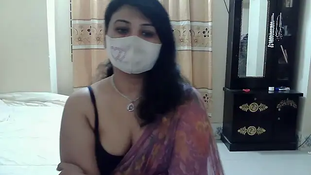 Elena cruz5 online show from 11.18.25