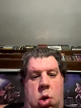 Stephanie1984 online show from 11.25.25