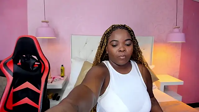 EvaaTayson online show from 10.16.25