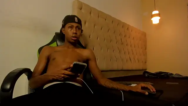 Jax Maliq online show from 11.02.25