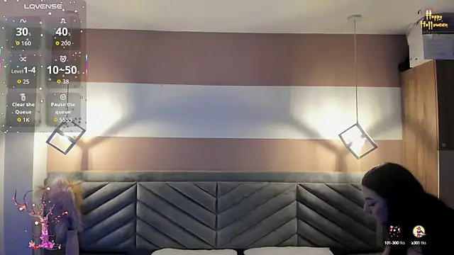 Mia Valentine  online show from 10.14.25