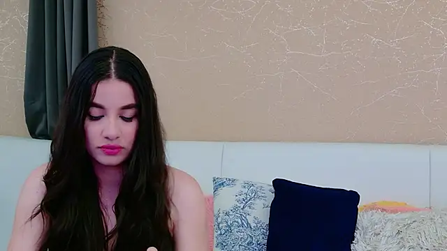 MiaDunoff online show from 04.04.26