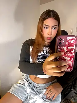 Snapshot of RedVelvet_Dream chatting on 11.07.25 RedVelvet Dream online show from 11.07.25