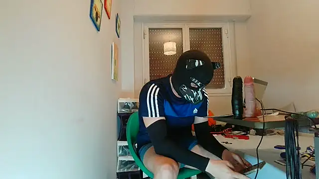 Maskpor2022 online show from 03.27.26