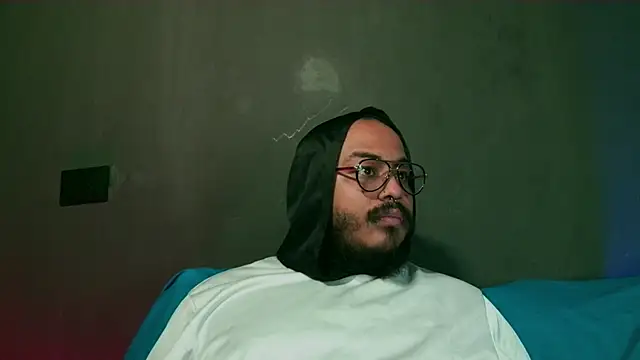  leda swan  online show from 10.15.25