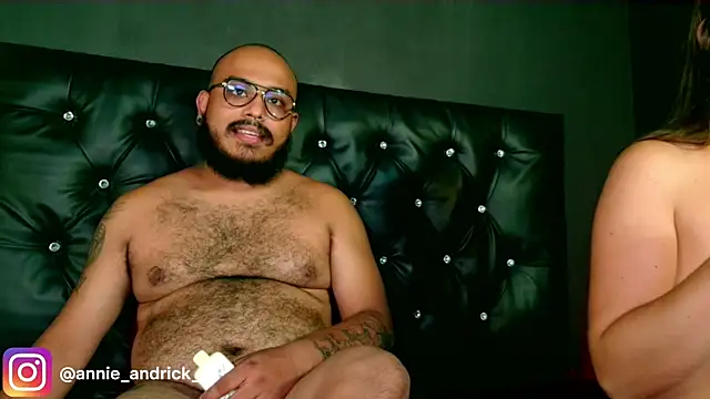  leda swan  online show from 12.20.25