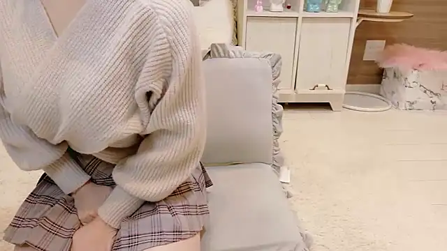 Snapshot of Riria-riri chatting on 10.06.25 Riria-riri online show from 10.06.25