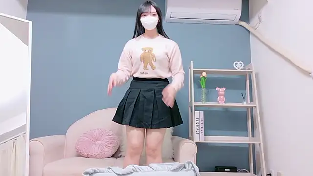 Riria-riri online show from 10.30.25