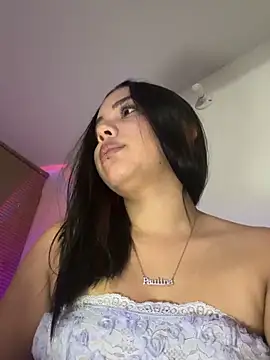 P A U L I N A  online show from 12.05.25