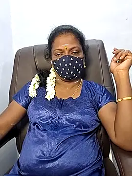 umashreetamil online show from 10.18.25