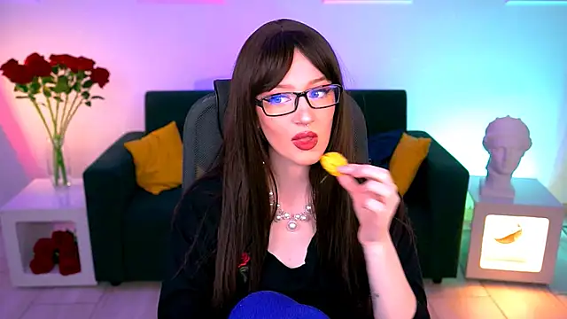AliceWelch  online show from 09.27.25