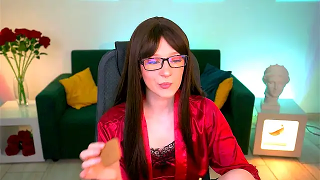 AliceWelch  online show from 09.28.25