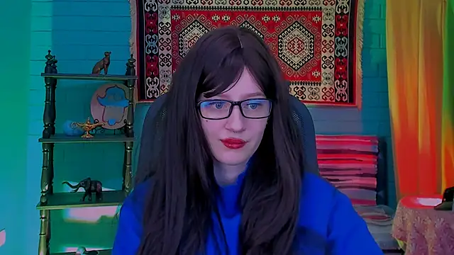 AliceWelch  online show from 10.11.25